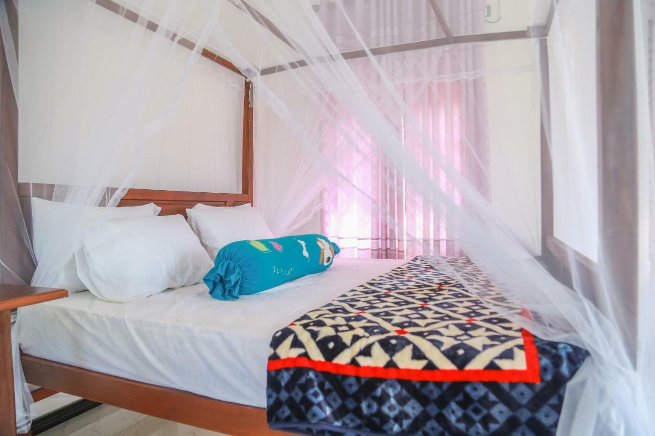 Coconut Hill Homestay Mirissa Exterior photo