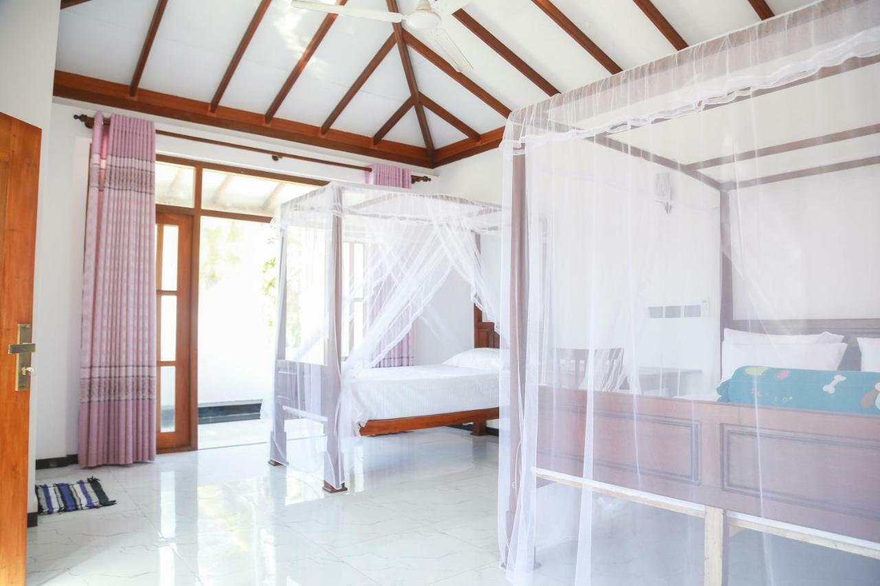 Coconut Hill Homestay Mirissa Exterior photo