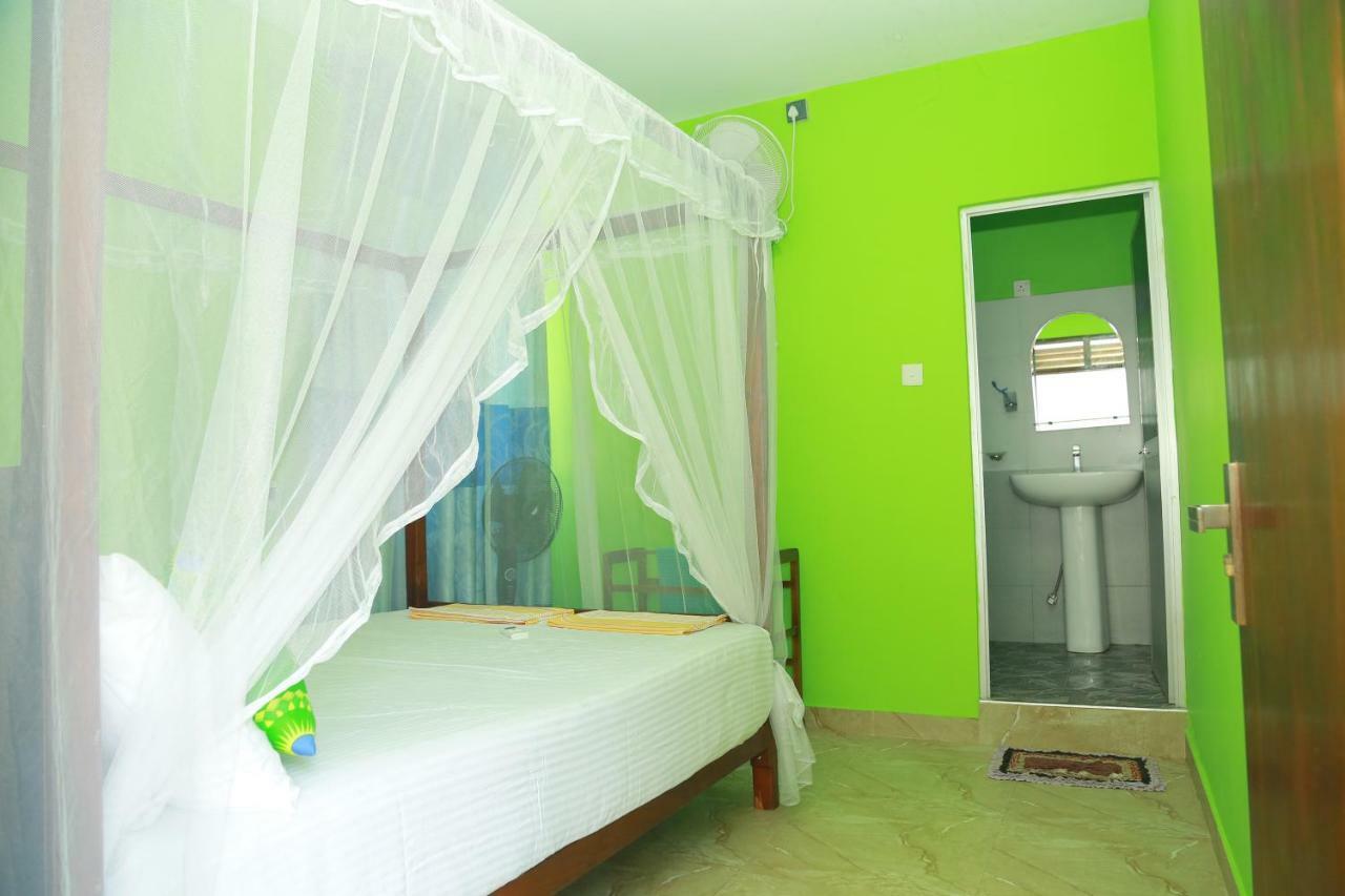 Coconut Hill Homestay Mirissa Exterior photo